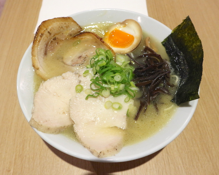 Tensai ramen Rotterdam. Chicken ramen. 